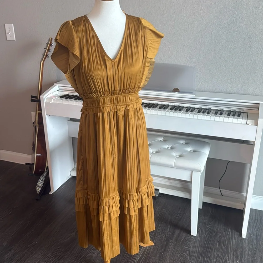 Roan + Ryan Talulah V-Neck Casual Ruffle Midi Dress Women's Yellow Gold - Picture 4 of 13